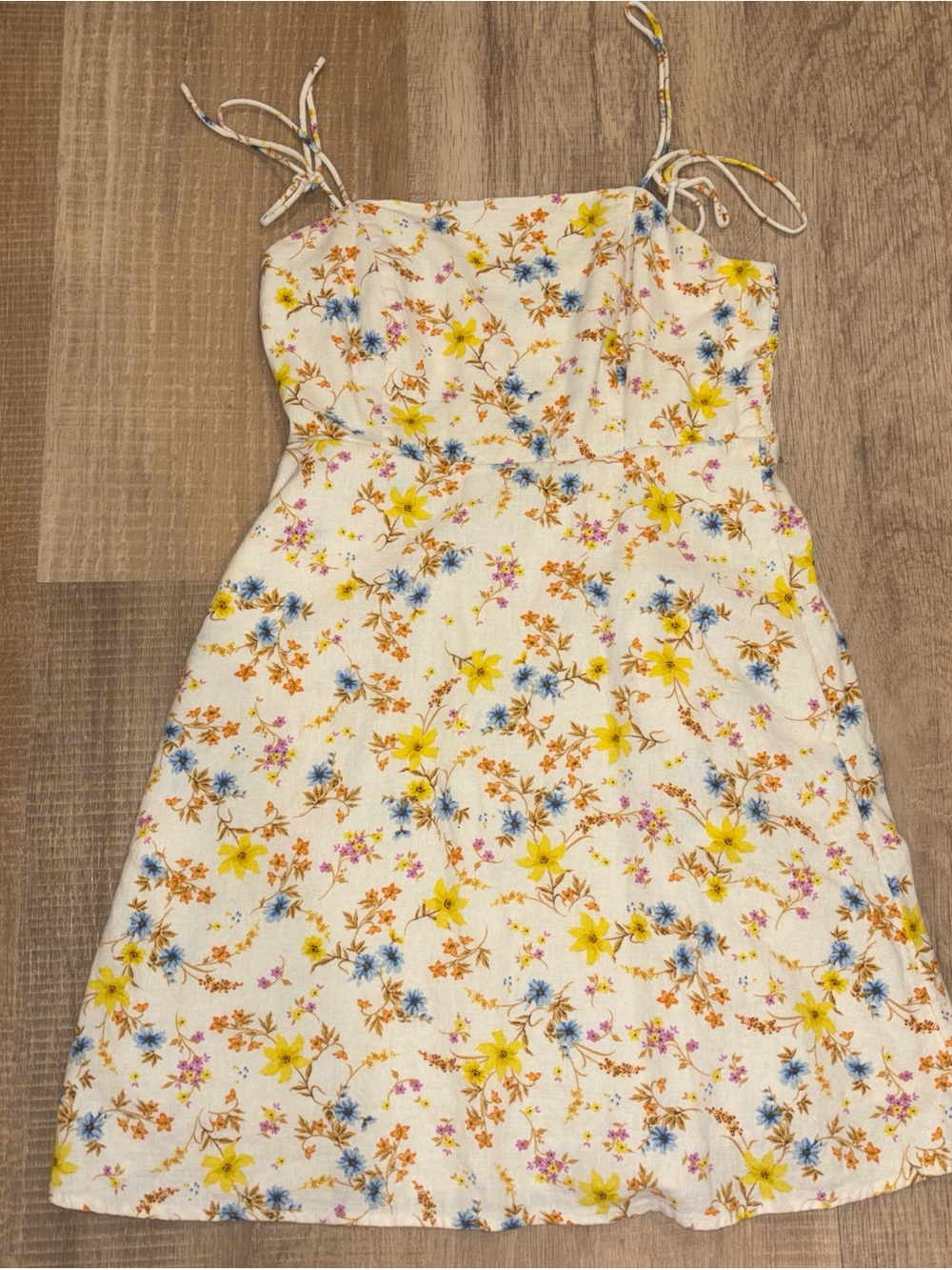 Old Navy Ivory Floral Sundress with pockets